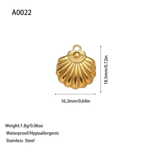 Goldener Muschel-Anhänger aus wasserfestem Edelstahl mit Größen- und Gewichtsangaben.