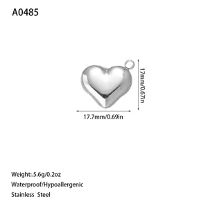 Dettagli dimensionali del ciondolo a cuore in acciaio inossidabile ipoallergenico
