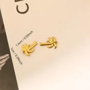 Nahaufnahme eines goldenen Palmenanhängers aus Titanstahl mit Maßen für DIY-Schmuck.