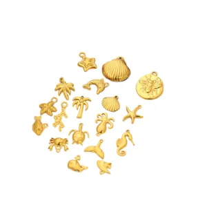 Sortiment an goldfarbenen Edelstahl-Anhängern mit Meeresmotiven für DIY-Schmuck