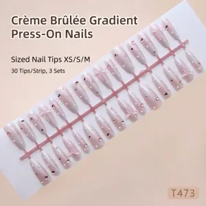 Detail view of 30pcs gradient press-on nails with pearls and heart rhinestones.