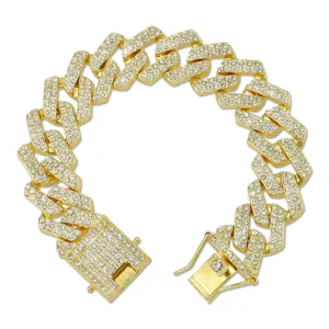 Detailansicht eines 20mm breiten vereisten Rautenketten-Armbands mit funkelnden Steinen