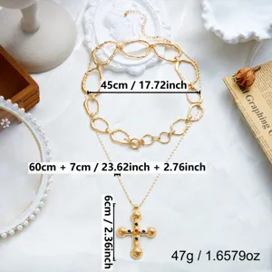 Mesures détaillées du collier doré vintage à deux rangs avec un pendentif croix
