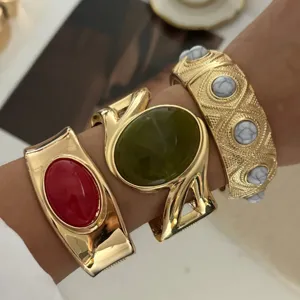 Vintage Emaille Edelstein Breiter Armreif Luxus Legierung Federöffnung Armband Für Damen Europäischer Antik Schmuck