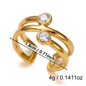 Detailansicht des goldenen Bypass-Rings mit Maßen 1,8 cm und Gewicht 4 g Spezifikationen