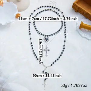 Vue détaillée du collier multicouche en Y avec croix et dimensions en argent vieilli