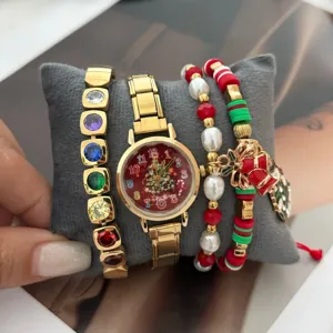 Set orologio e braccialetti natalizi festivi con cristalli colorati e ciondoli a tema