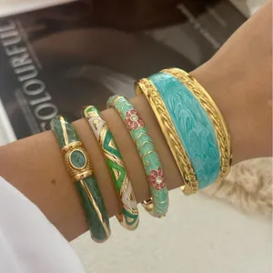 Bracelets en émail de style chinois vintage plaqués or avec des motifs colorés