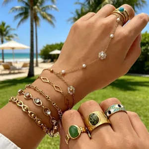 Bracciale ad Anello in Acciaio Inossidabile Con Perla Artificiale e Fiore Placcato Oro per Donna Gioielli