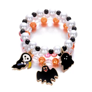 Detailansicht des Halloween-Perlenarmband-Sets mit Gespenster- und Sensenmann-Anhängern