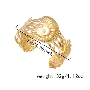 Dettagli su dimensioni e peso del bracciale a polsino dorato con design a foglia e nautilus