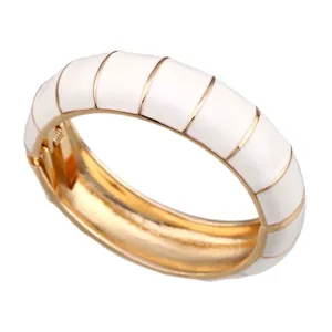 Elegantes weißes Emaille-Armreif mit vergoldetem Rahmen für Damen, geometrischer Stil.