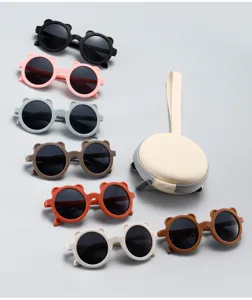 Colección de gafas de sol para niños con forma de oso y estuche de almacenamiento