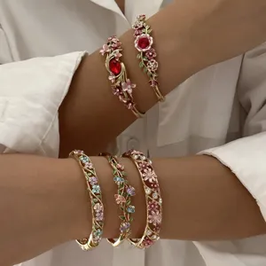 Vintage Enamel Flower Jewelry Set Copper Hollow Vine Painted Bangle Open Ring For Women Bohemian Floral Rhinestone Jewelry Party Accessories