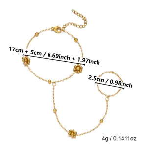 Vista dettagliata del bracciale anello in oro con fiori, dimensioni e peso di 4 g
