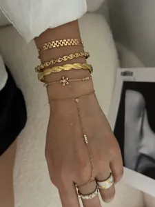Stacked gold-plated copper bracelets and flower zircon hand chain for women jewelry