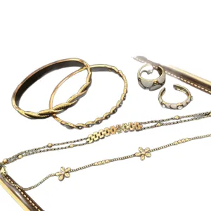 Gold flower zircon delicate necklace and bracelet jewelry set in minimalist ins style
