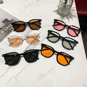 Gafas de Sol Cuadradas Vintage para Mujeres Hombres Moda Retro PC Marco Grande Protección UV Gafas de Exterior de Tendencia