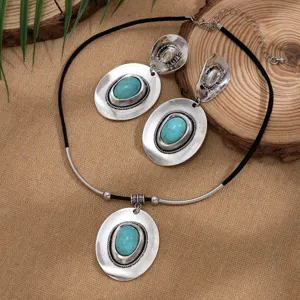 Bohemian vintage jewelry set with turquoise stones, necklace and matching earrings