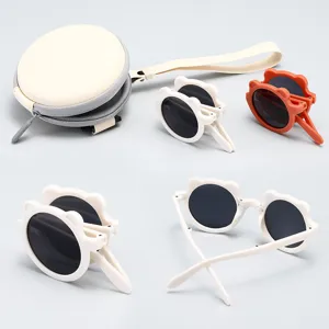 Bonitas gafas de sol plegables para niños con forma de oso y estuche de transporte