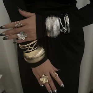 Europäische Amerikanische Heavy Metal Armreif Set Legierung Strukturierte Gebogene Feder Armband Für Frauen Designer Minimalistischen Modeschmuck Gold Silber Armband Ring Set