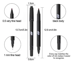 Detailansicht des Fineliners mit zwei Spitzen 0.5mm und 1mm, genauen Maßen und schwarzem Gehäuse.