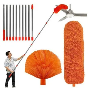 Ausziehbarer Staubwischer Set mit langem Stiel und Mikrofaser Köpfen für Reinigung.