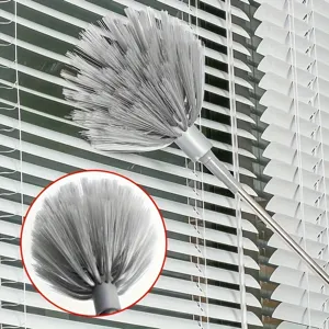 Κοντινή λεπτομέρεια των πυκνών γκρίζων τριχών μιας κεφαλής βούρτσας για αράχνες