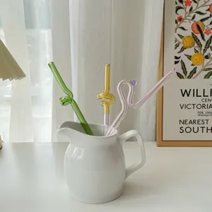 Colorful glass twisted straws set, cute curly drinking straws and coffee stirrers for daily use.
