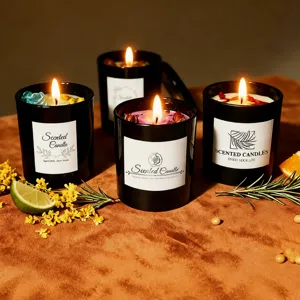 Candela Profumata di Cera di Soia Naturale Barattolo di Vetro Nero Candela per Aromaterapia Lunga Durata Regalo Decorazione Casa