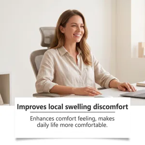 Femme travaillant confortablement au bureau, soulageant les gonflements et l'inconfort.