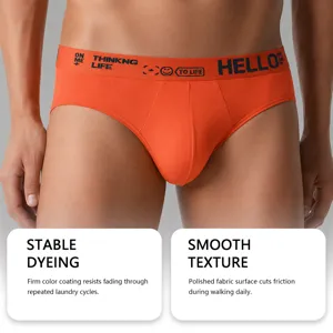 Bequeme atmungsaktive Herren Mittelbund Slips in Orange mit elastischem Bund und glattem Finish.