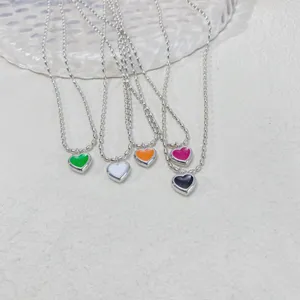 Minimalistische Emaille Herz Anhänger Halskette Für Damen Kupfer Weißgold Beschichtet Perlenkette Chic Nischen Designer Schmuck
