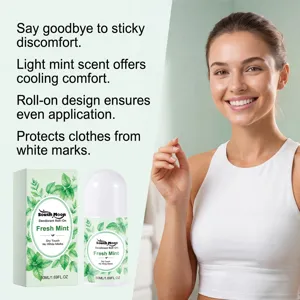 Vista detallada del desodorante en roll-on South Moon con aroma a menta fresca para uso diario.