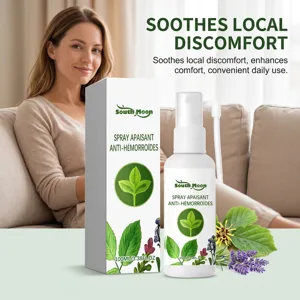 Gros plan du spray apaisant South Moon pour hémorroïdes avec des extraits de plantes.