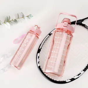Robustes rosa Kunststoff Trinkflaschen Set mit Strohhalm und Griff für Sport