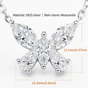 Detailansicht des Schmetterlingsanhängers mit Marquise-Steinen aus 925er Silber.