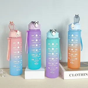 Botella de agua de plástico degradado con pajita y cordón 750ml taza de deporte fitness.
