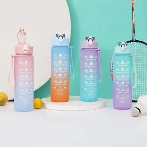 Bottiglia d'Acqua Moderna in Plastica PC Sfumata Con Cannuccia Cordino Segnatempo Motivazionale Bottiglia Idratazione Sportiva Portatile Per Ufficio Palestra All'aperto
