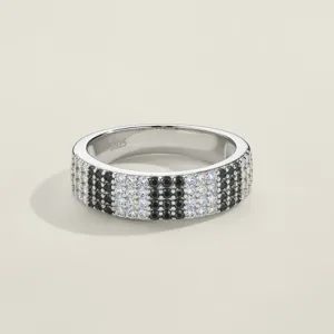 Bague élégante en argent sterling 925 avec des pierres de moissanite noires et blanches