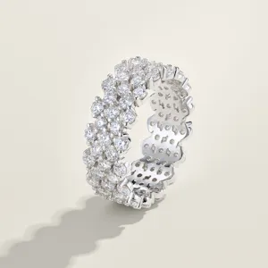 Luxe S925 sterling zilveren ring met drie rijen fonkelende moissanite voor dames
