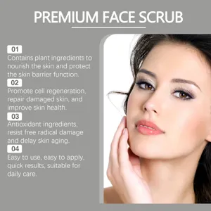 Détail de gommage facial aux ingrédients végétaux naturels pour une peau douce.