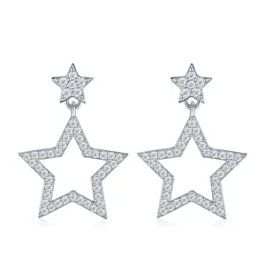 Vue détaillée de boucles d'oreilles pendantes en argent S925 en forme d'étoile avec zircons.