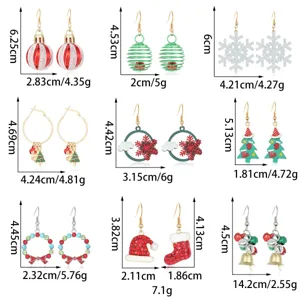 Gedetailleerde afmetingen en gewicht voor diverse feestelijke kerst hang oorbellen.