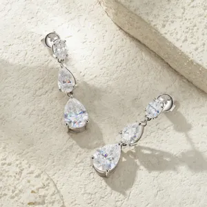 Eleganti orecchini pendenti in argento S925 con tre pietre di moissanite a goccia