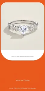 Vue macro d'une bague en argent sterling S925 avec une pierre étincelante en cœur