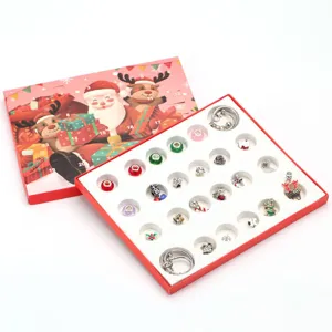 Calendario de adviento de Navidad de 24 días caja ciega con dijes de pulsera
