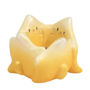 Adorable figurine de porte-encens chat avec pétales dégradés jaune clair et visages mignons