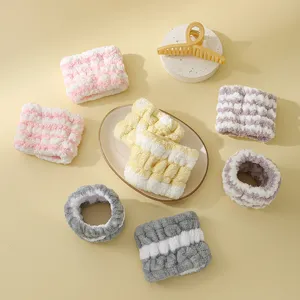 Flauschige Gesichtsreinigung Armbänder Spa saugfähige Schweißbänder weiche Fleece Make-up Haarbänder