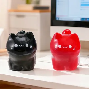 Paire de figurines de chat de dessin animé en résine noire et rouge pour bureau et cadeaux